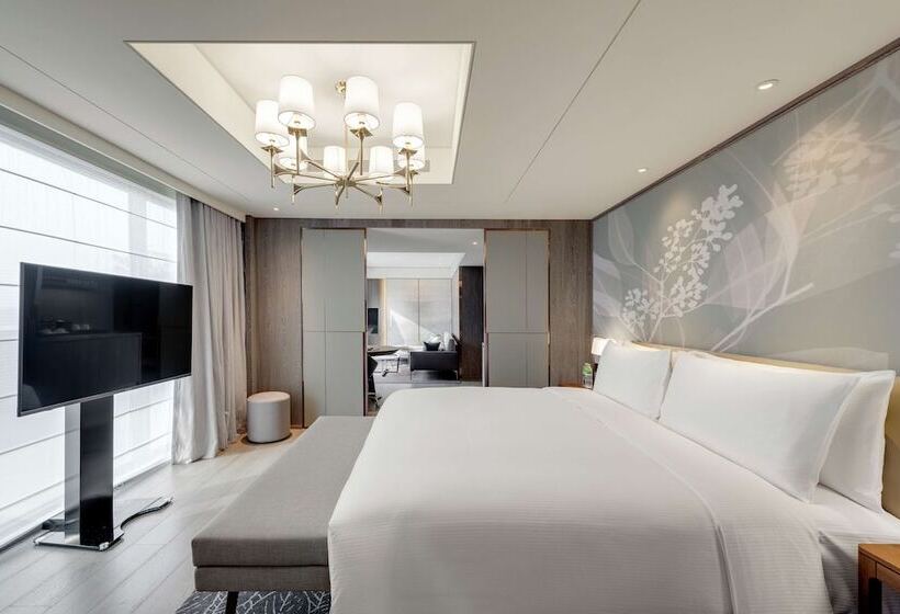 سوییت لوکس, Doubletree By Hilton Taipei Zhongshan