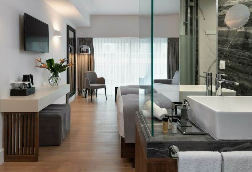 Номер Executive, Elia Ermou Athens