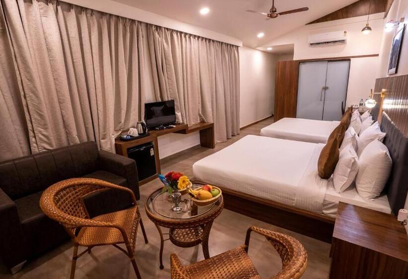 Семейный Номер, Jivanta Mahabaleshwar