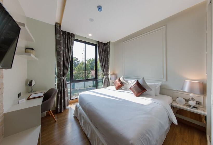 سوییت, Parc Borough City Resort  Sha Extra Plus