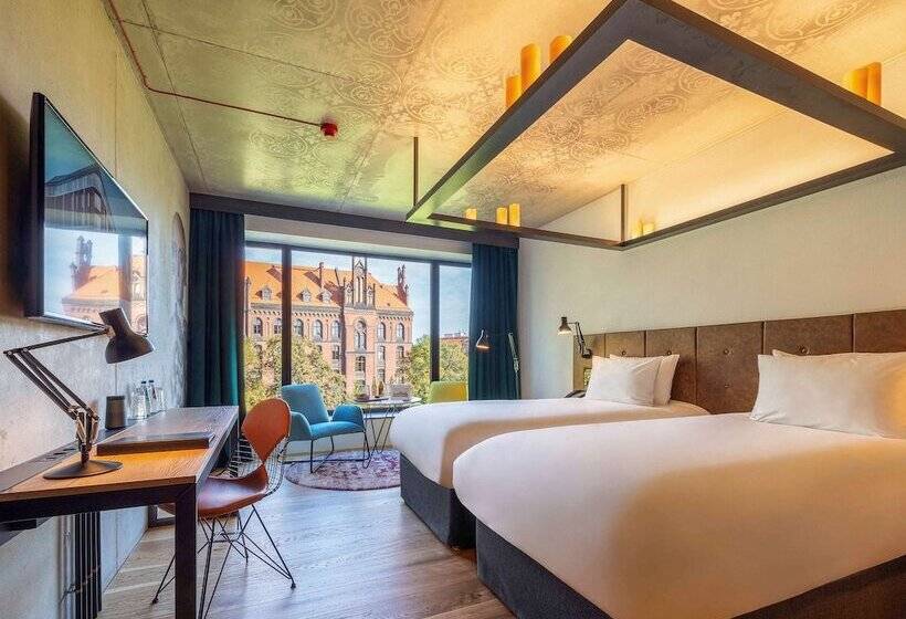 Номер Deluxe, The Bridge Wroclaw  Mgallery