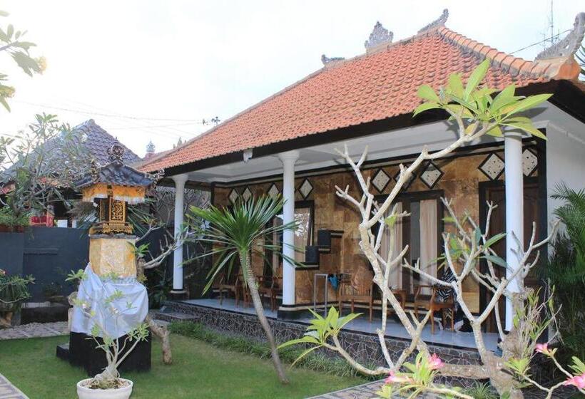 Номер Стандарт с Балконом, Arya Inn Enny Salon And Spa