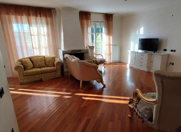 Apartamento 1 Quarto Rés-do-chão, Villa Danieli