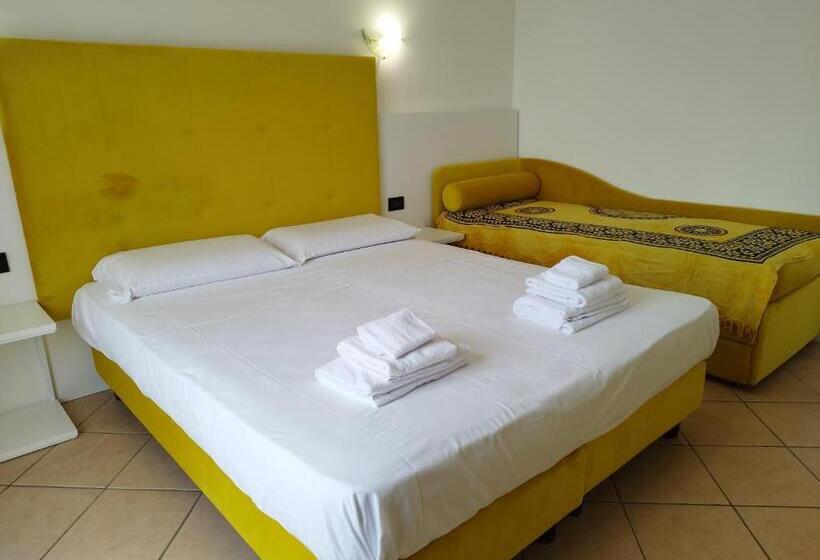 Quarto Standard Banheira Exterior, Villa Danieli