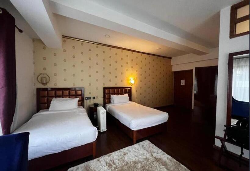 اتاق سوپریور با چشم‌انداز شهر, Bhutan Boutique Residency