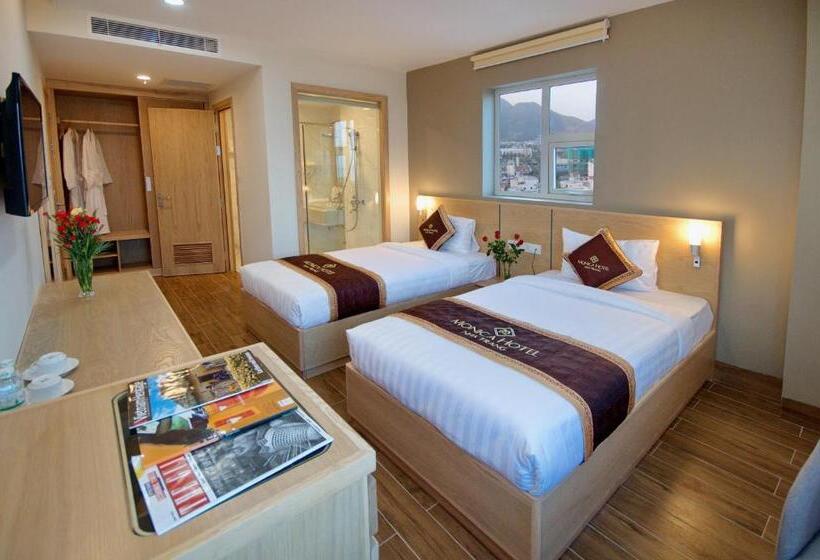 اتاق لوکس با چشم‌انداز دریا, Gibson Hotel Nha Trang