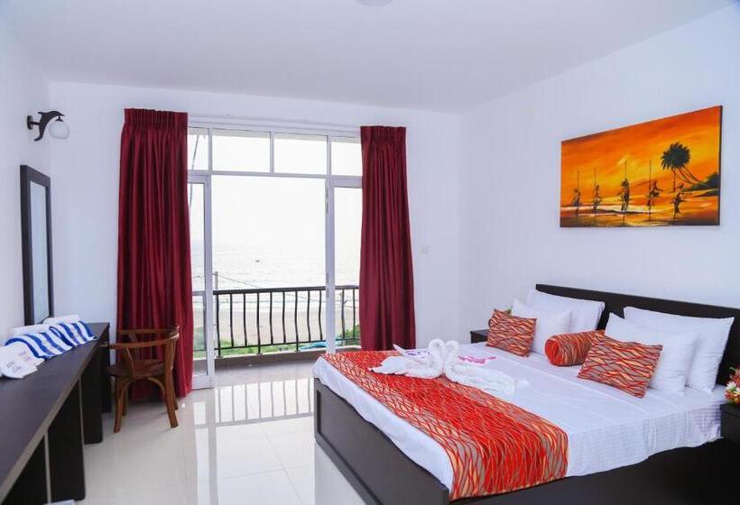 اتاق خانوادگی با چشم‌انداز دریا, Crystal Resort Dickwella